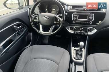 Седан Kia Rio 2016 в Киеве