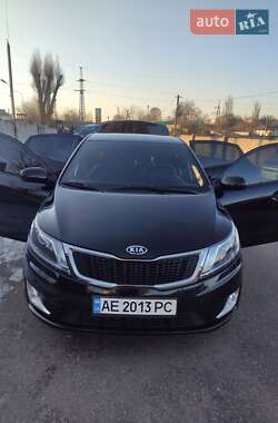 Седан Kia Rio 2012 в Дніпрі