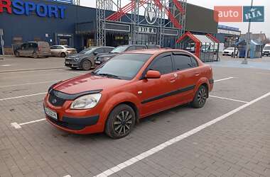 Седан Kia Rio 2007 в Первомайську