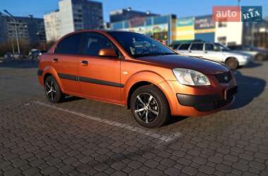 Седан Kia Rio 2007 в Запорожье