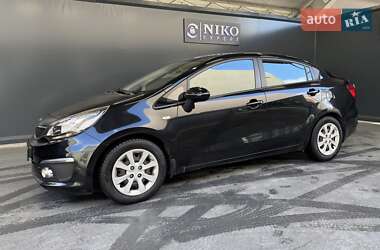 Седан Kia Rio 2017 в Киеве