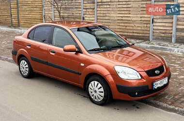 Седан Kia Rio 2005 в Софиевской Борщаговке