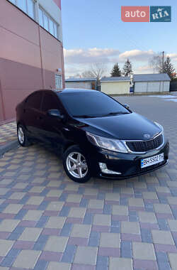 Седан Kia Rio 2012 в Гайсине