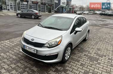 Седан Kia Rio 2015 в Миколаєві