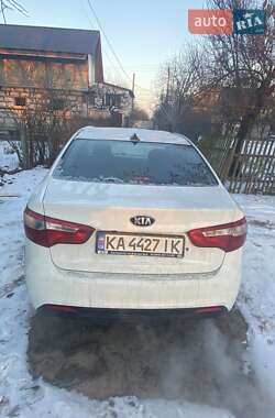 Седан Kia Rio 2013 в Києві