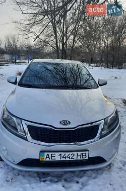 Седан Kia Rio 2012 в Дніпрі