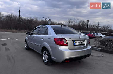 Седан Kia Rio 2011 в Днепре