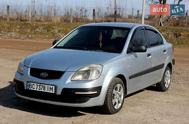 Седан Kia Rio 2008 в Кременці