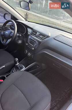 Седан Kia Rio 2013 в Харькове