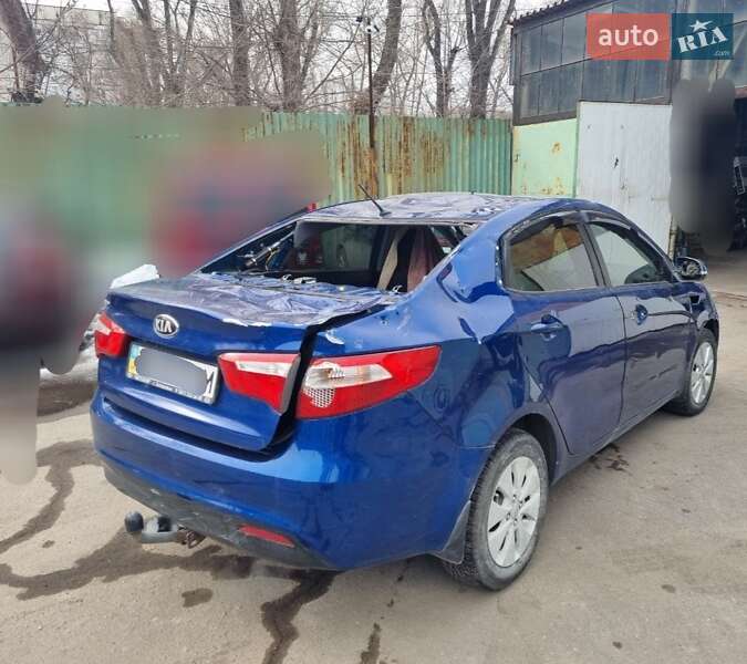 Седан Kia Rio 2013 в Запоріжжі