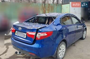 Седан Kia Rio 2013 в Запоріжжі