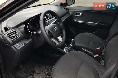 Седан Kia Rio 2011 в 