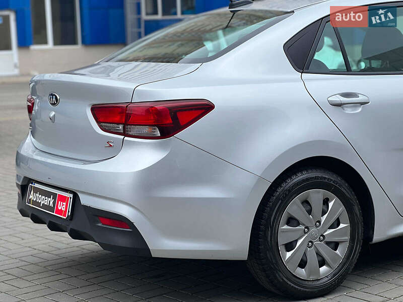 Седан Kia Rio 2018 в Одесі