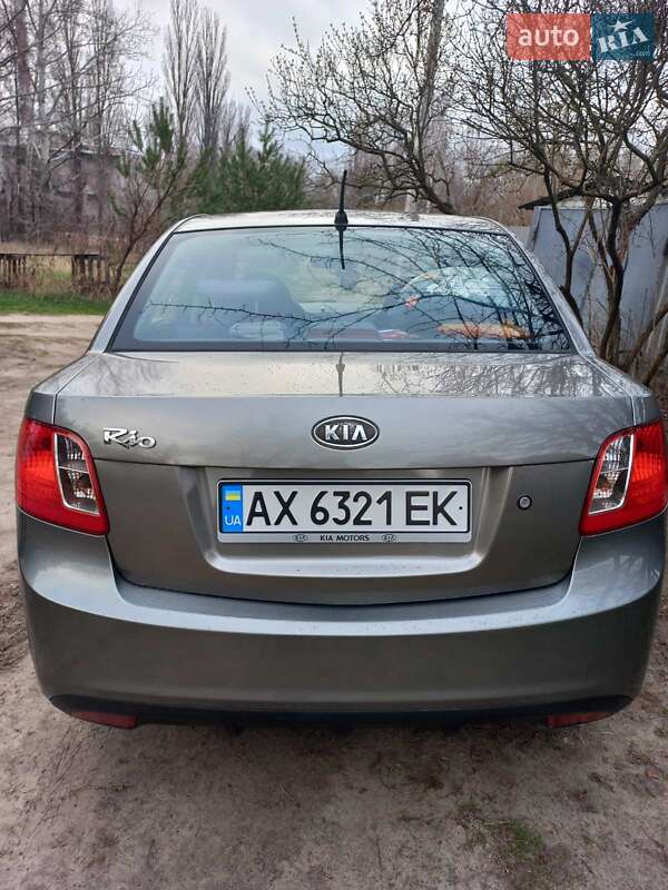 Седан Kia Rio 2011 в Харкові