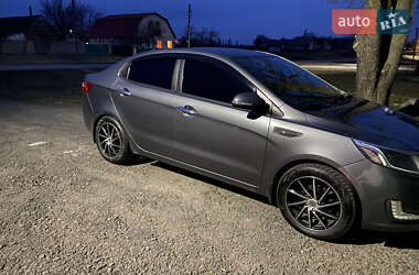 Седан Kia Rio 2013 в 
