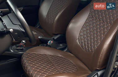 Седан Kia Rio 2012 в 