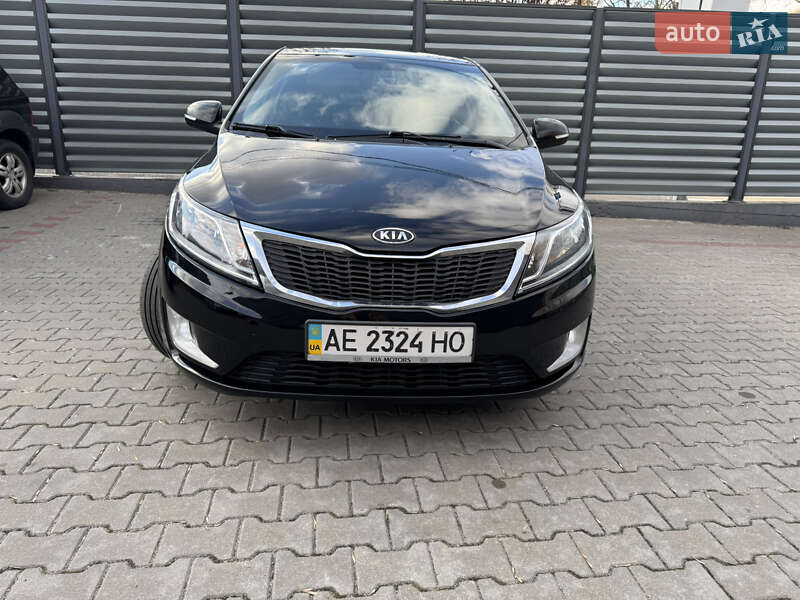 Седан Kia Rio 2012 в 