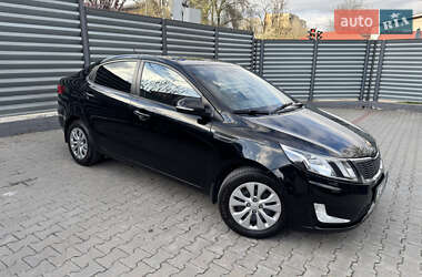 Седан Kia Rio 2012 в 