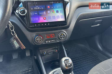 Седан Kia Rio 2012 в 