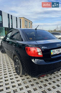 Седан Kia Rio 2011 в Хмельницком