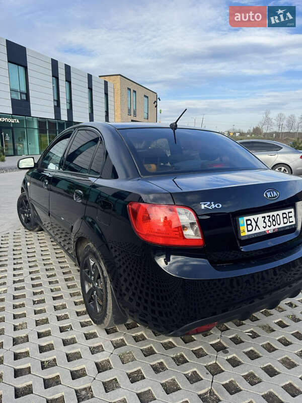 Седан Kia Rio 2011 в Хмельницькому