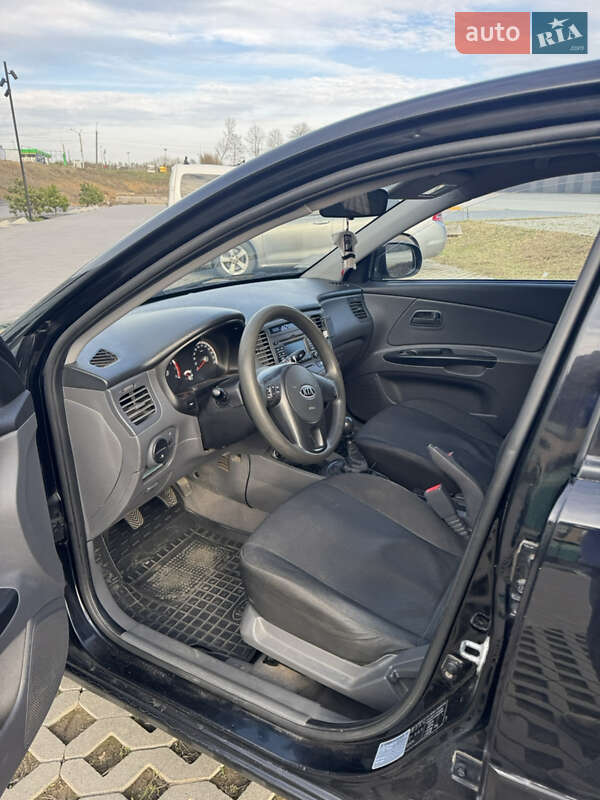 Седан Kia Rio 2011 в Хмельницькому