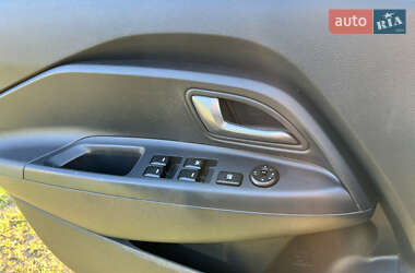Хэтчбек Kia Rio 2013 в 