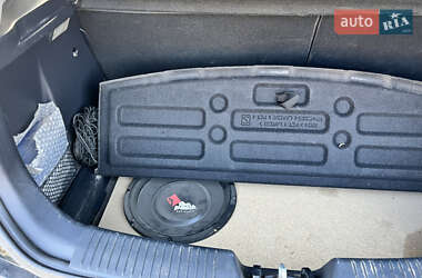 Хэтчбек Kia Rio 2013 в 