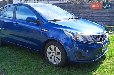 Седан Kia Rio 2013 в 