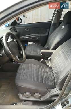 Седан Kia Rio 2006 в 