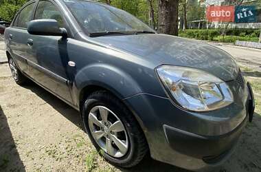 Седан Kia Rio 2008 в 