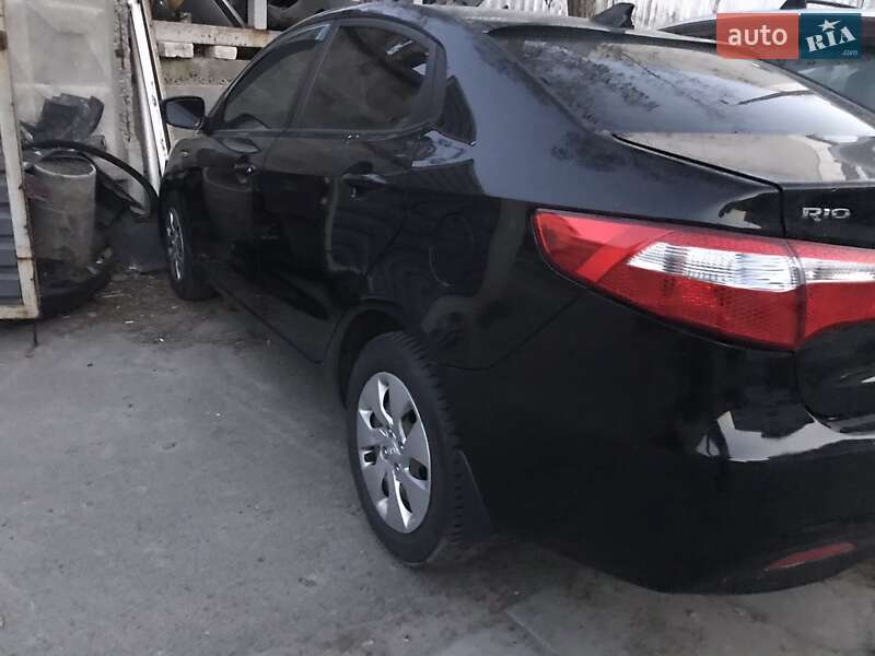 Kia Rio 2013
