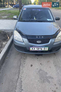 Седан Kia Rio 2008 в Харькове
