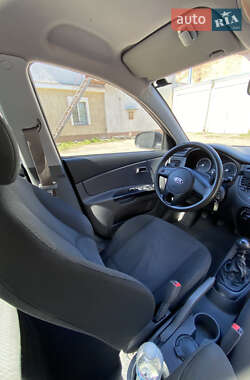 Седан Kia Rio 2011 в 
