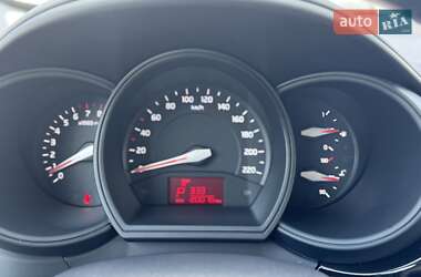 Хэтчбек Kia Rio 2016 в 