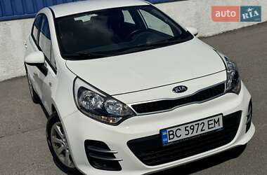 Хэтчбек Kia Rio 2016 в 
