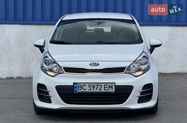Хэтчбек Kia Rio 2016 в 