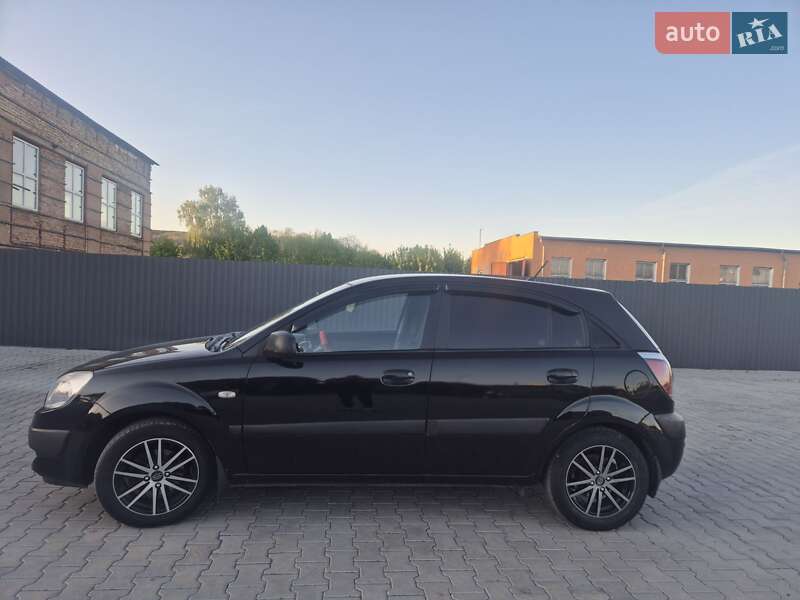 Хэтчбек Kia Rio 2007 в Днепре