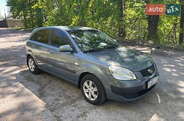 Хетчбек Kia Rio 2008 в 