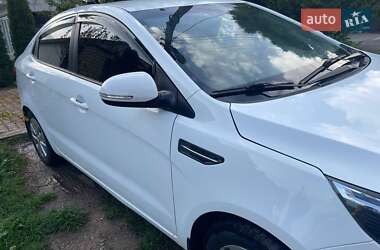 Седан Kia Rio 2013 в 