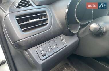 Седан Kia Rio 2013 в 
