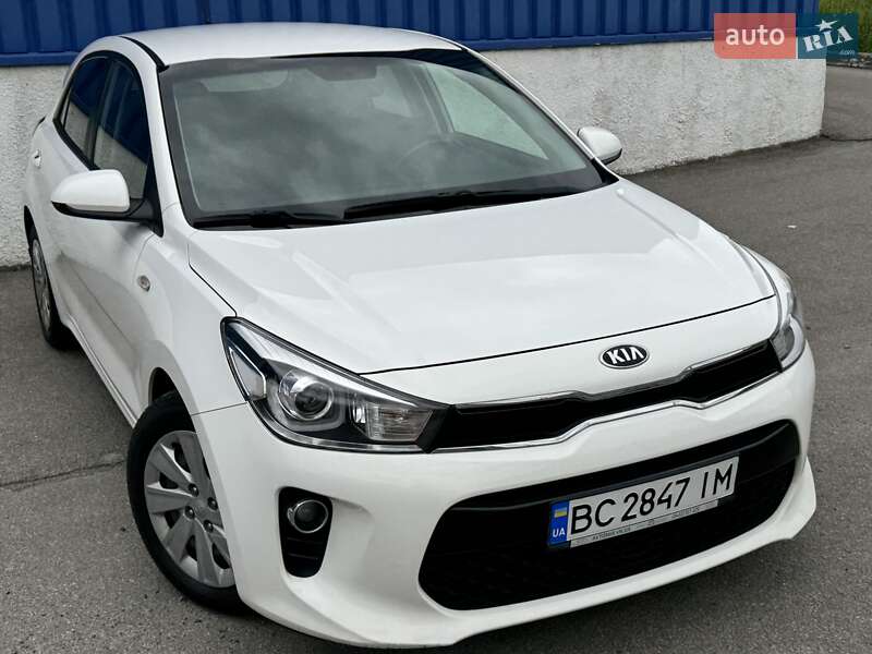 Хетчбек Kia Rio 2017 в Львові