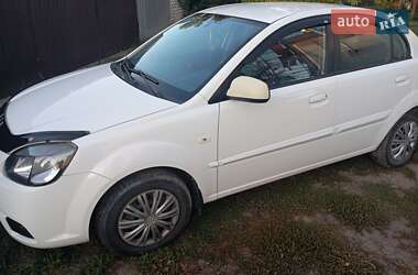 Седан Kia Rio 2011 в Дніпрі