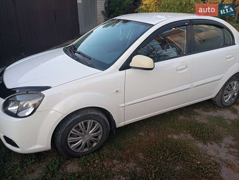 Kia Rio 2011