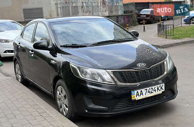 Седан Kia Rio 2012 в Киеве