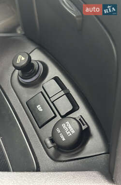 Хэтчбек Kia Rio 2006 в 