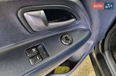 Седан Kia Rio 2017 в 