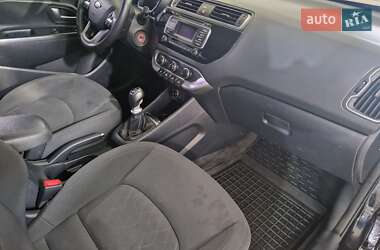 Седан Kia Rio 2017 в 
