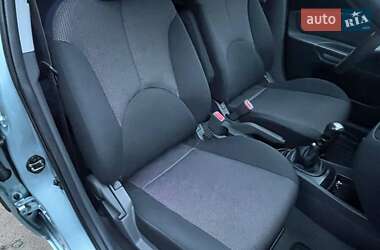 Хетчбек Kia Rio 2006 в 