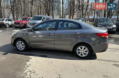 Седан Kia Rio 2013 в Киеве